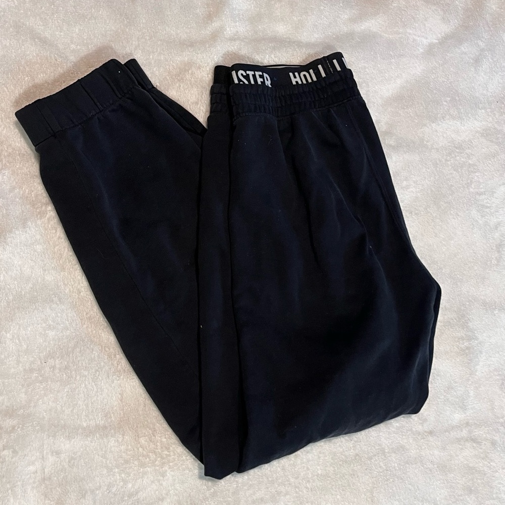 Hollister Ultra High-Rise Black Leggings